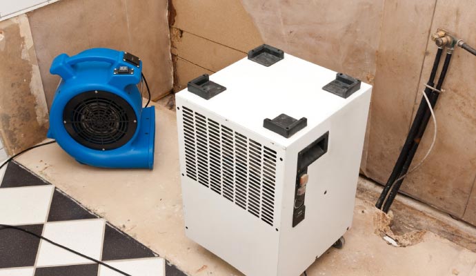 Air blower and dehumidifier in the room